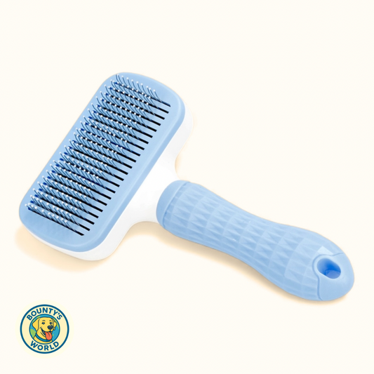 Selbstreinigende Hundehaarbürste