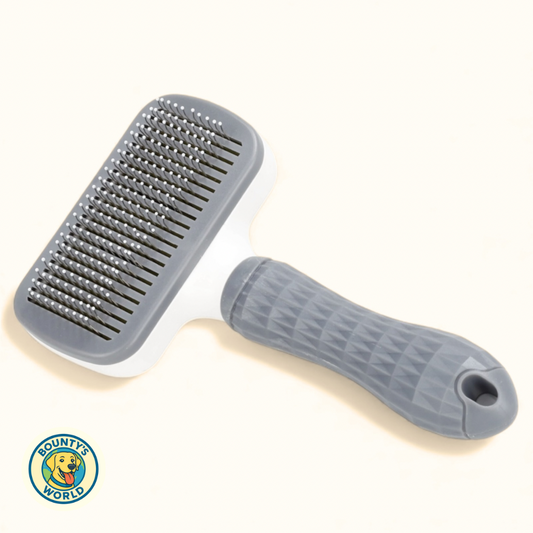 Selbstreinigende Hundehaarbürste